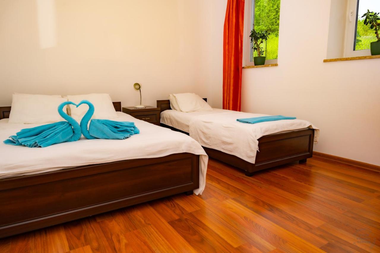 Isaan Ostrzyce Guest House Exterior foto